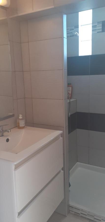 Mas Vincent Apartment La Fare-les-Oliviers Екстериор снимка